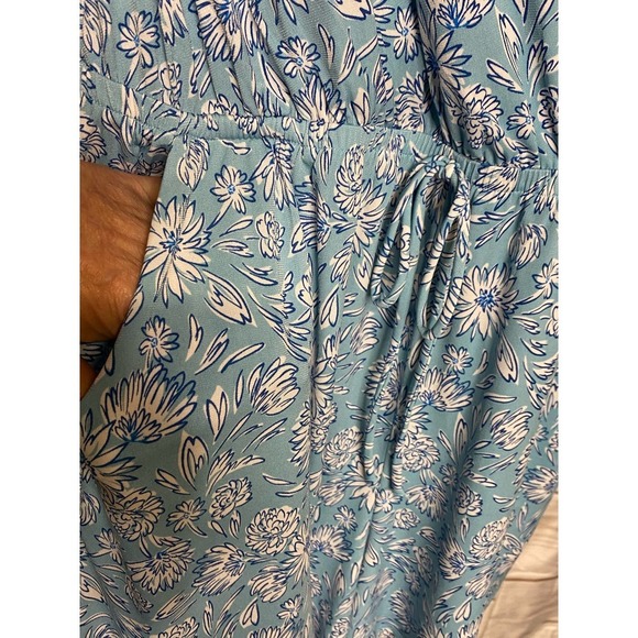 NWT Mia & Tess Dress XL Blue White Floral V-Neck Faux Wrap Elastic Waist Casual - Picture 3 of 4